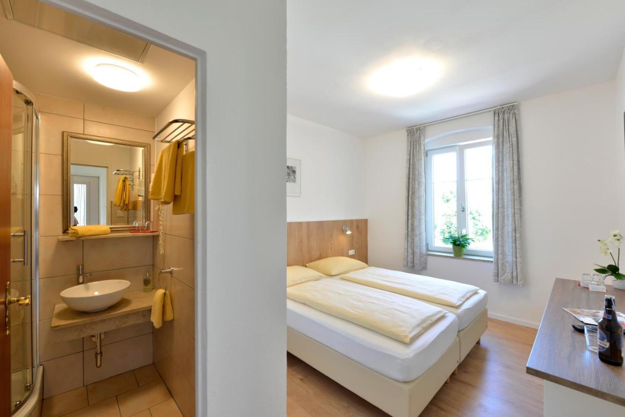 Pension Gambrinus Passau Exterior photo