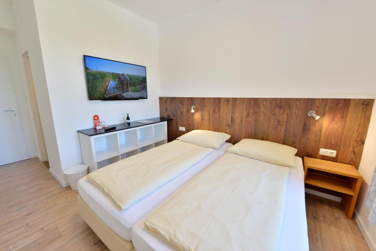 Pension Gambrinus Passau Exterior photo